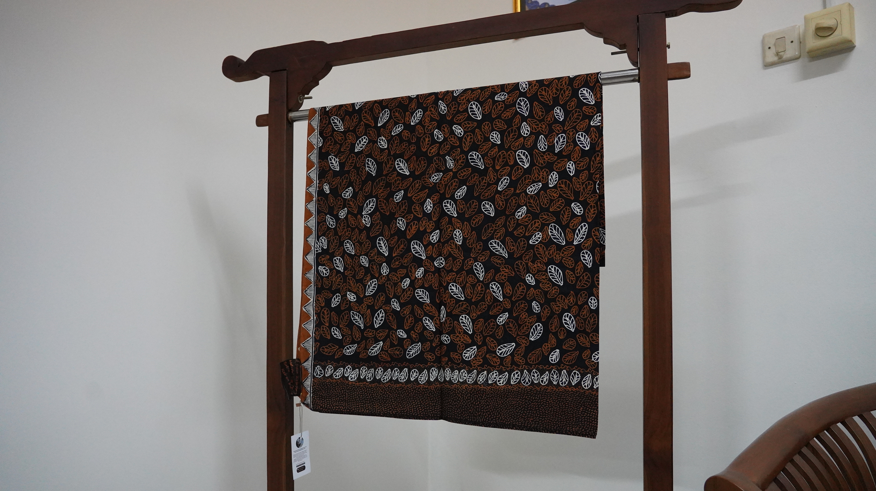 BATIK KEBON INDAH - A. Daun Ketapang