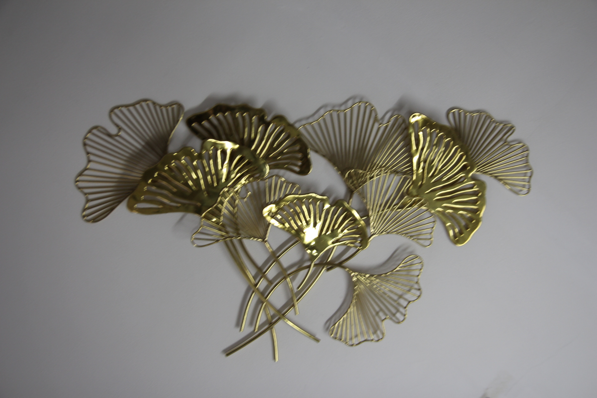 Wall art daun emas 100 x 55 cm